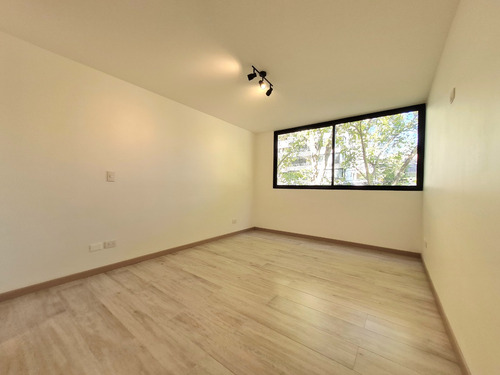 200 Uf Rebajado Remodelado Mariposa - Plaza La Alcaldesa