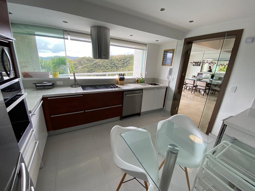 Imagen 5 de 15 de Se Vende Casa 465m2 4h+s/3.5b+s/2p Oripoto 1482