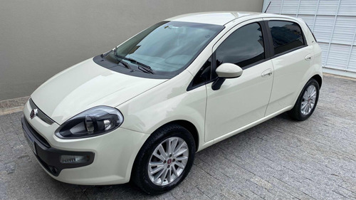 Fiat Punto 1.6 16v Essence Flex 5p