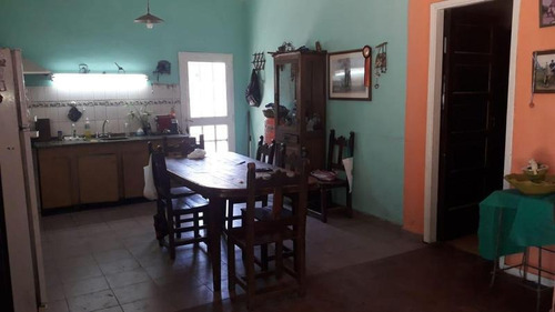 Imagen 2 de 5 de Casa - Barrio Parque Leloir
