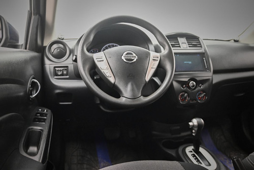 Imagen 9 de 15 de Nissan Versa Full 1.6 2017