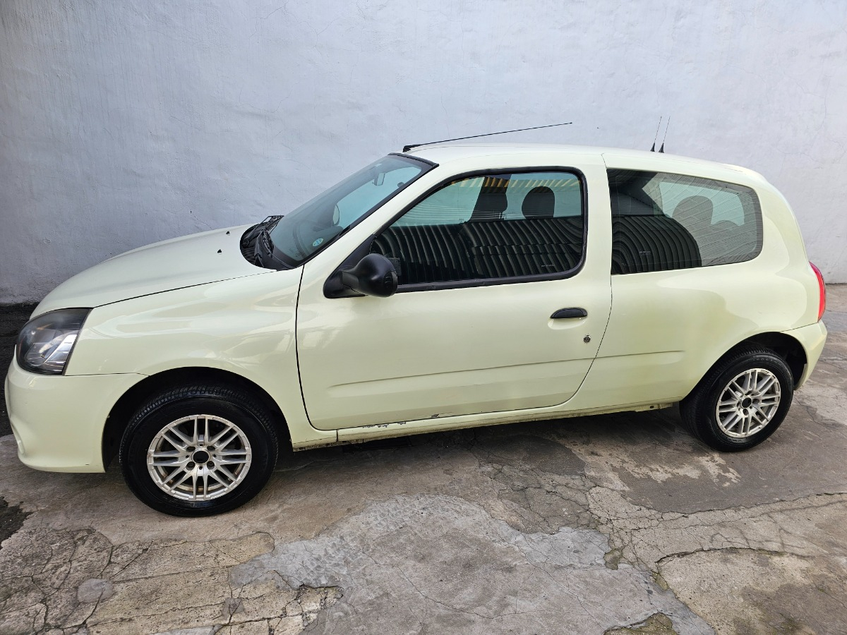 Renault Clio 1.2 Mío Authentique Pack Look