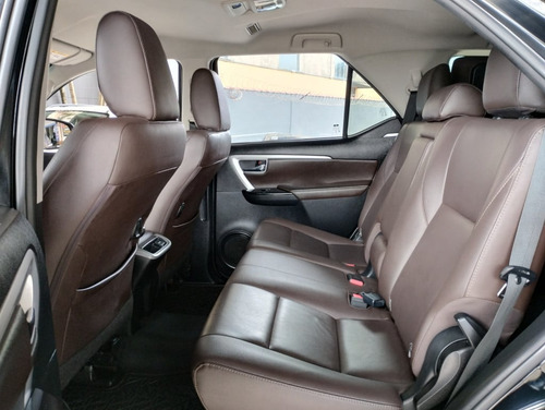 Toyota Hilux SW4 2.7 SRV 7 LUGARES 4X2 16V FLEX 4P AUTOMÁTICO