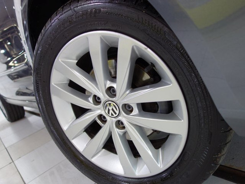 Volkswagen Fox Fox 1.6 MSI TOTAL FLEX CONNECT 4P I-MOTION