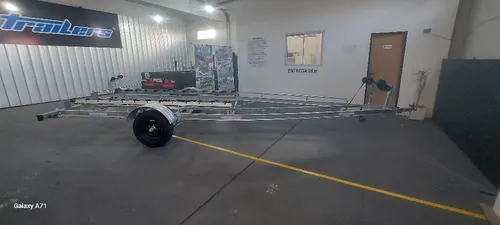 Trailer Homologado Para Lancha Semirrigido Moto De Agua Bote