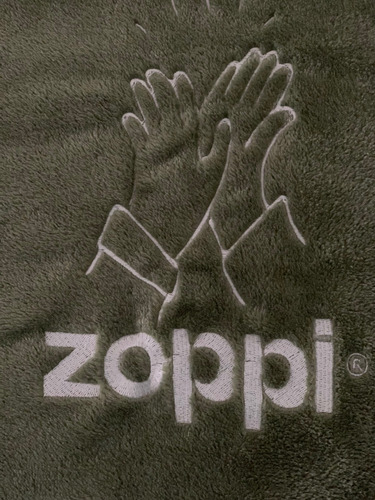 10 Mantas De Polar Bordadas Con Tu Logo. A Elección Único Polar