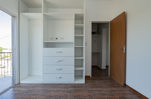 Departamento En Venta 2 Amb Hurlingham 3piso