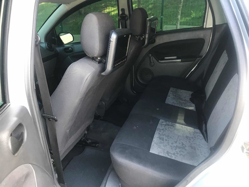 Ford Fiesta Sedan 2008 1.0 Flex 4p