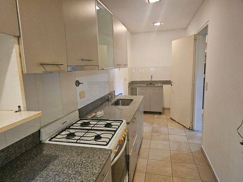 Venta Departamento 3 Ambientes Con Cochera Adrogue