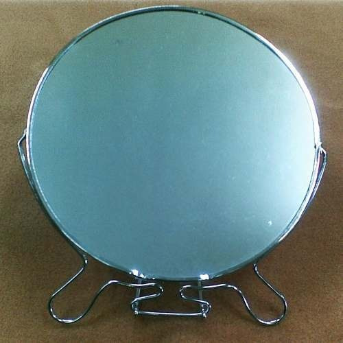 Espejo Con Aumento Doble Faz 7 Pulgadas Maquillaje Metalico