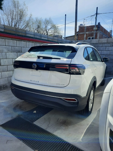Imagen 7 de 25 de Volkswagen Nivus 170 Tsi Fm