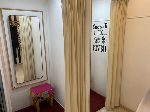 Fondo De Comercio Local Ropa En Almagro