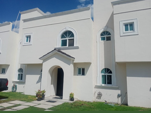 Se Vende Casa En Villas Del Palmar Celaya