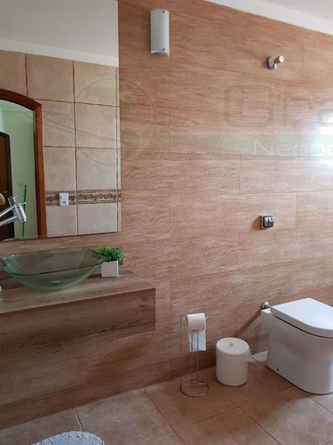 Casa Sobrado Para Venda, 3 Dormitório(s), 260.0m² - 5769