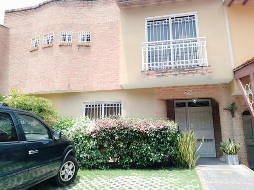 Town House Para Alquiler En Naguanagua Urbanización El Rincón  Vmlp  
