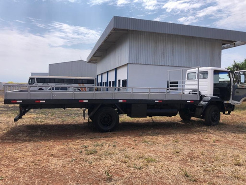 Caminhão Mercedes-bens Modelo 1214 - Ano 1995 - Branco