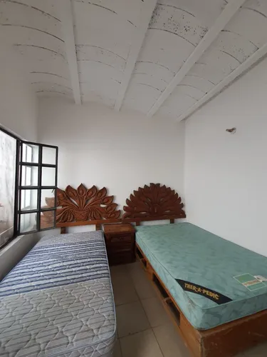 En Privada Con Entorno Arbolado Casa Estilo Colonial