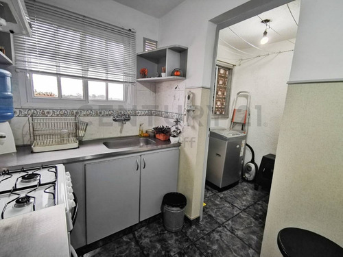 Imagen 10 de 13 de Venta De Departamento De Dos Dormitorios En Villa Elisa