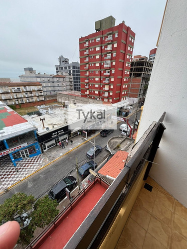 Oportunidad Departamento A Metros Del Mar Con Cochera Y Gas Natural