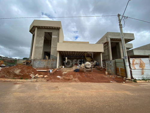 Casa À Venda, 300 M² Por R$ 1.500.000,00 - Condomínio Residencial Grand Trianon - Anápolis/go - Ca0661