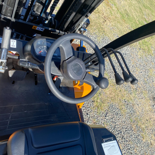 Autoelevador 3500kg - 3.5 Toneladas Sinomach Cpcd35
