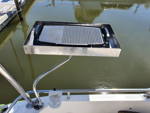 Imagen 14 de 17 de Crucero Custon Compac Ht 2 Mercruiser 200hp C/u Patas Al One