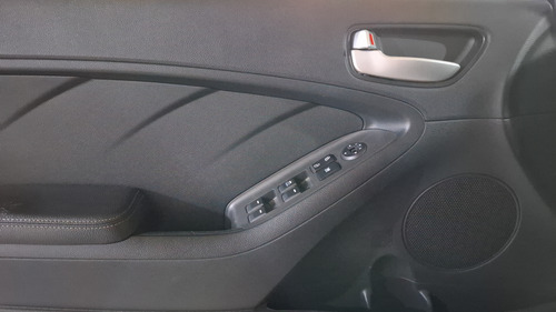 Kia Forte 2.0 L