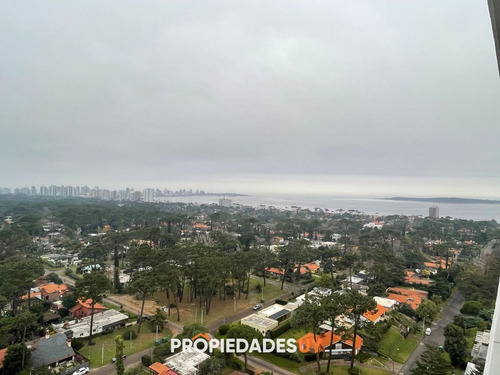 Apartamento En Punta Del Este