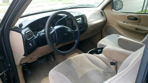 Ford F-150 Xlt 3 Door V8 5.4l