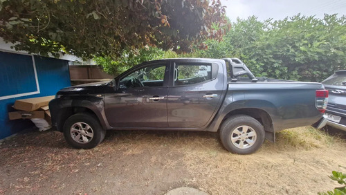 Mitsubishi L200 2.4 Work Cr Wf Mt 4x2 Diesel 2022