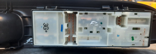 Control Maestro Con Bisel Nissan Versa 2012-2019 (Usado)