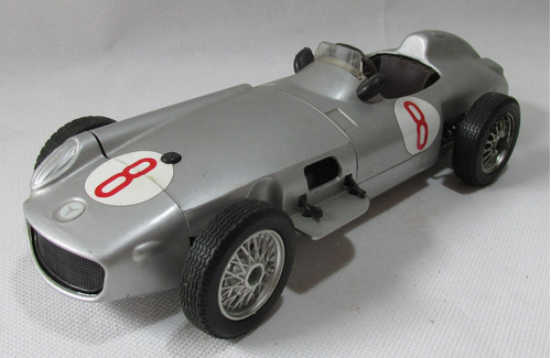 Mercedes Benz Formula 1 Rw 196 1:16 Polistil, Sin Caja