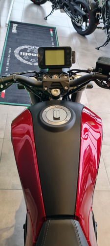 Imagen 13 de 25 de Benelli Leoncino 250 Abs , Benelli Store Pilar Mp