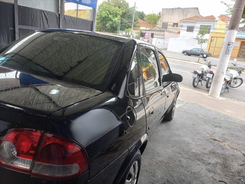 Imagem 5 de 11 de Chevrolet Classic 2011 1.0 Ls Flex Power 4p