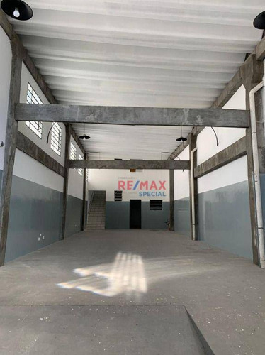 Imagem 2 de 10 de Galpão 250 M² Com Mezanino Para Locação No Itapegica/vila Endress! - Ga0011