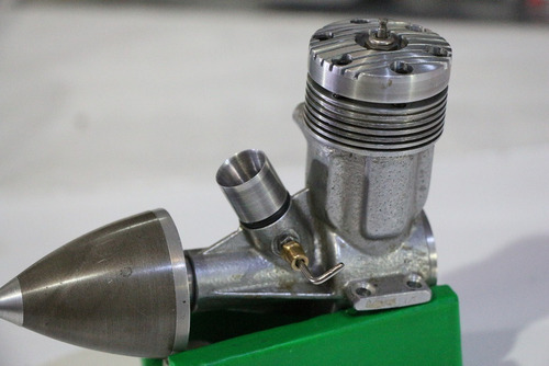 Motor Glow Raduga 7 (.42 )- A B C P/ Vcc N O V O .