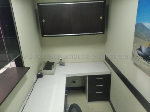 Milagros Inmuebles Oficina Venta Cabudare Lara La Piedad Norte Economica Comercial Economico Código Inmobiliaria Rent-a-house 23-32330