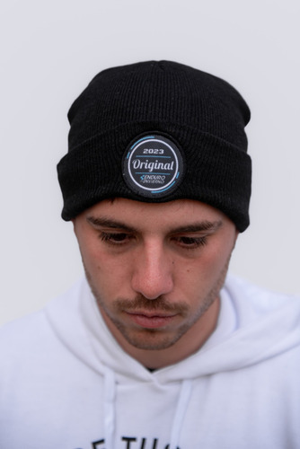 Imagen 1 de 3 de Gorro Oficial Enduro Del Invierno. Hombre
