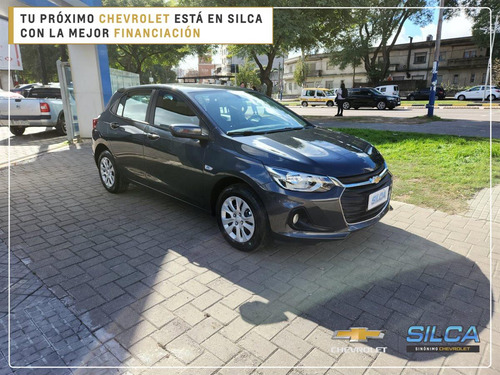 Imagen 3 de 18 de Chevrolet Onix Lt 1.0 2024 Gris Oscuro 0km