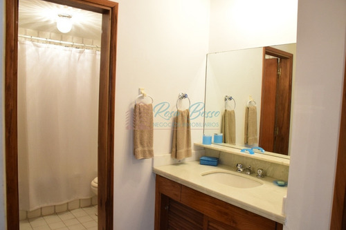Apartamento En Mansa, 3 Dormitorios *- Ref: 178
