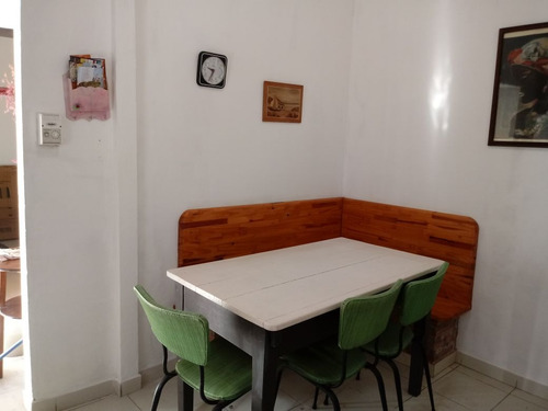 Imagen 5 de 14 de Casa Ph Dos Dormitorios Con Fogon Y Patio.