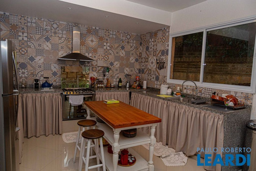 Imagem 11 de 15 de Casa Assobradada - Vila Madalena - Sp - 633537