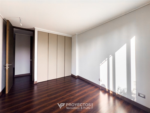 Depto En Venta De 3 Dorm + Salita + Patio Sector Rob