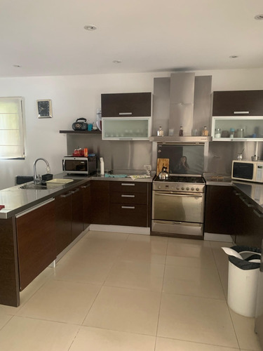 Imagen 7 de 24 de Casa A La Venta En El Laquen Canning San Vicente