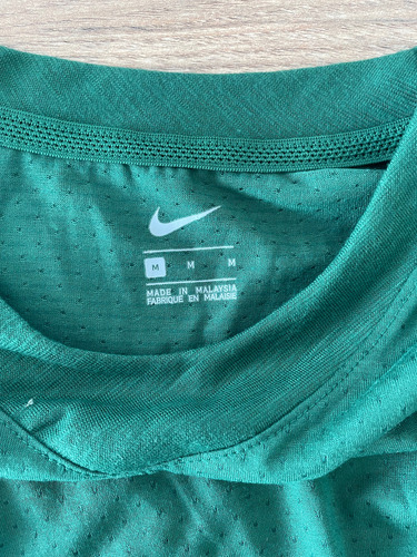 Remera Nike Knit Cool- Poco Uso (Usado)