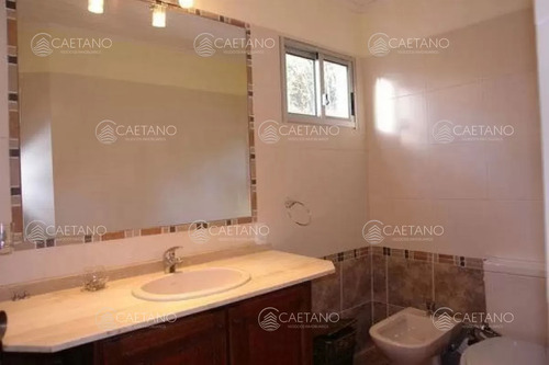 Venta Casa 5 Dormitorios Montoya La Barra