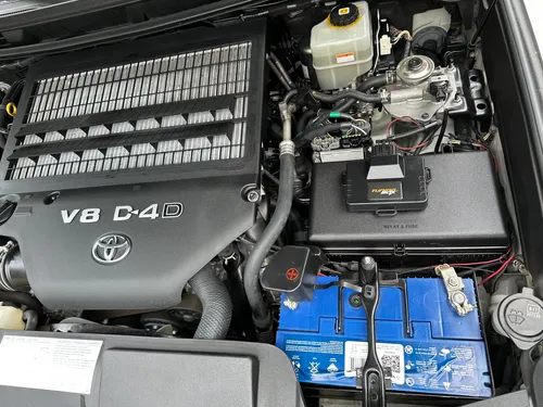 Toyota Land Cruiser SAHARA VXR LC200 DIESEL
