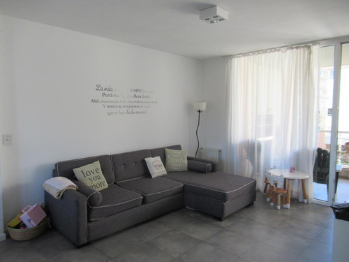 Imagen 2 de 16 de Departamento 3 Ambientes En Venta Con Cochera, Balcón Y Parrilla - San Isidro Central-.