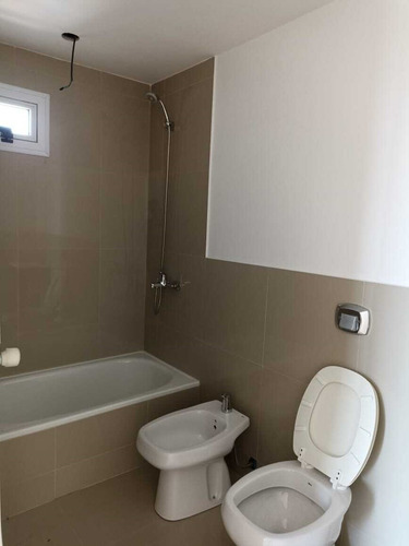 Departamento En Venta En Berazategui, G.b.a. Zona Sur, Argentina