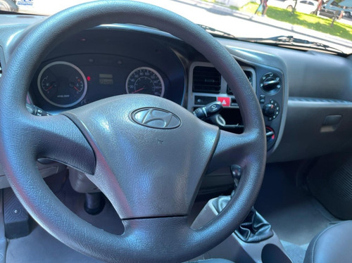 Hyundai Hr 2.5 Ano 2011 / 2012 Carroceria De Madeira